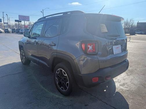 2016 Jeep Renegade Trailhawk