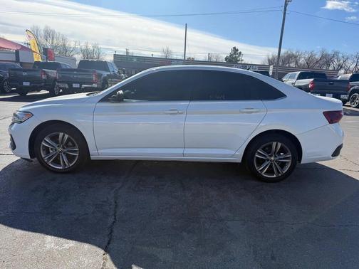 2022 Volkswagen Jetta 1.5T SE