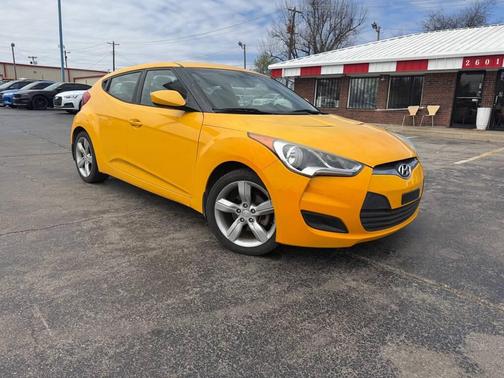 2013 Hyundai Veloster Base