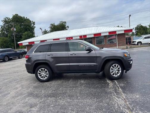 2021 Jeep Grand Cherokee Laredo