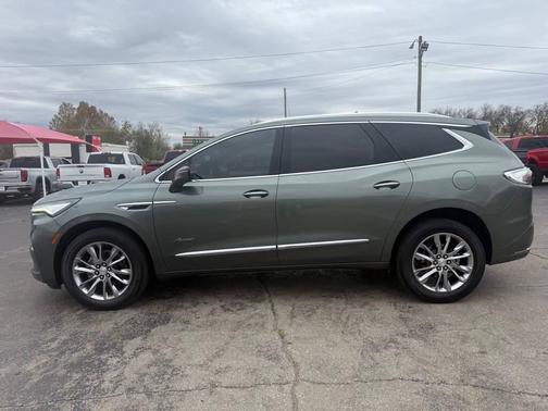 2022 Buick Enclave FWD Avenir