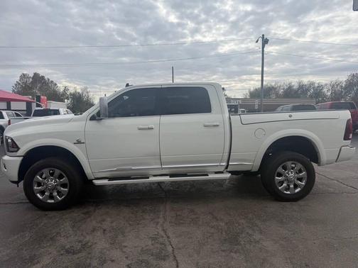 2018 RAM 2500 Limited Crew Cab 4x4 6'4' Box
