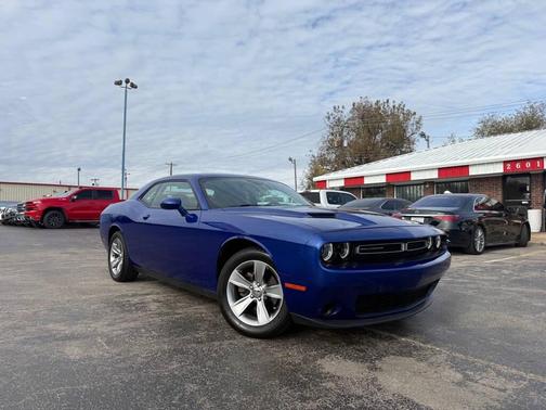 2018 Dodge Challenger SXT