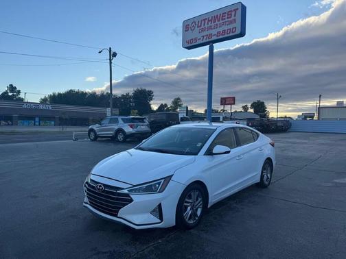 2020 Hyundai ELANTRA SEL