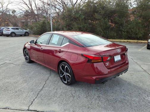 2023 Nissan Altima SR FWD