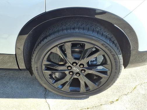 Iridescent Pearl Tricoat 2022 Chevrolet Blazer RS