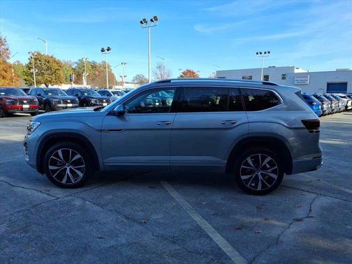 2025 Volkswagen Atlas 2.0T SEL Premium R-Line 4MOTION