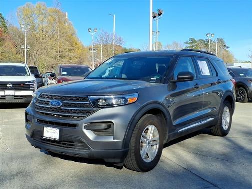 CARBONIZED GRAY METALLIC 2024 Ford Explorer XLT