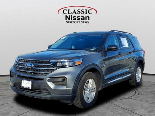 CARBONIZED GRAY METALLIC 2024 Ford Explorer XLT