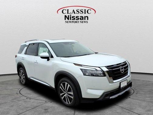 2025 Nissan Pathfinder Platinum 4WD