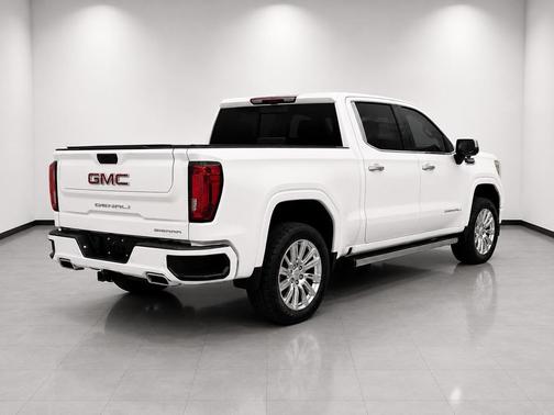 White Frost Tricoat 2020 GMC Sierra 1500 Denali