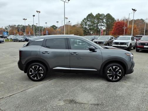 Gun Metallic 2026 Nissan Kicks SV