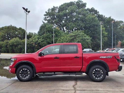 2024 Nissan Titan PRO-4X