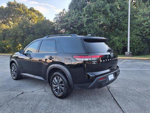 2024 Nissan Pathfinder SV FWD