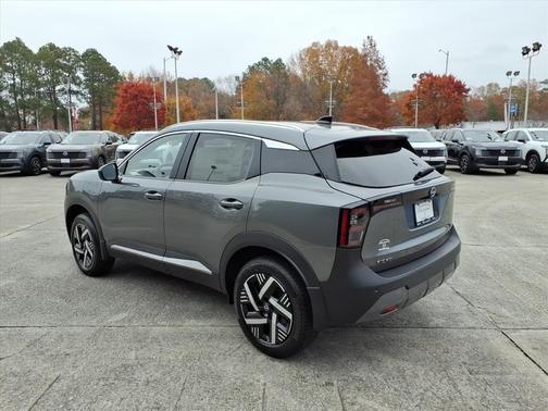 Gun Metallic 2026 Nissan Kicks SV