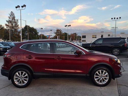 2021 Nissan Rogue Sport SV