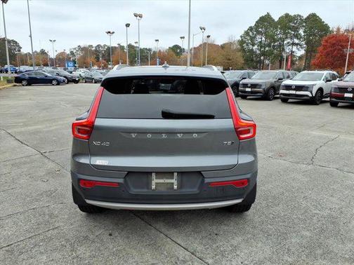 2019 Volvo XC40 T5 Momentum