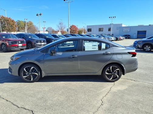 Gun Metallic 2025 Nissan Versa 1.6 S