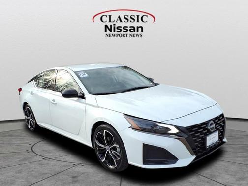 2023 Nissan Altima SR FWD