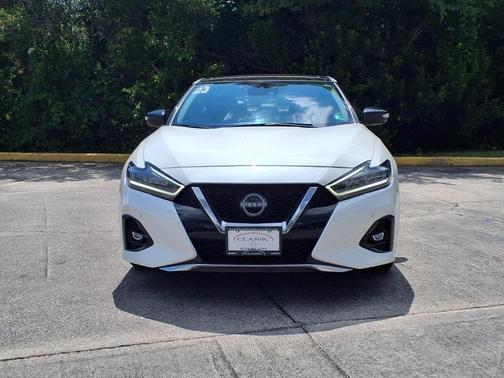 Pearl White Tricoat 2023 Nissan Maxima 3.5 Platinum