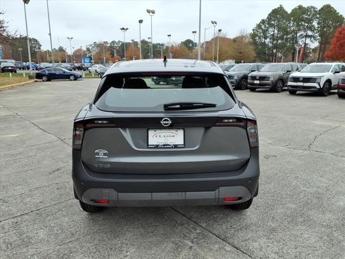 Gun Metallic 2026 Nissan Kicks S
