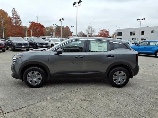 Gun Metallic 2026 Nissan Kicks S