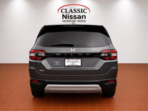 Sonic Gray Pearl 2025 Honda Pilot EX-L