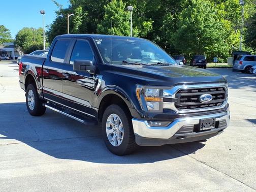AGATE BLACK METALLIC 2023 Ford F-150 XLT