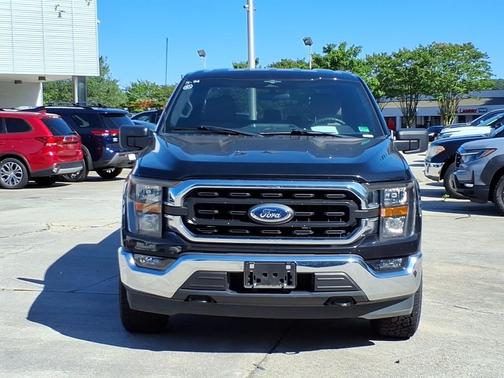 AGATE BLACK METALLIC 2023 Ford F-150 XLT