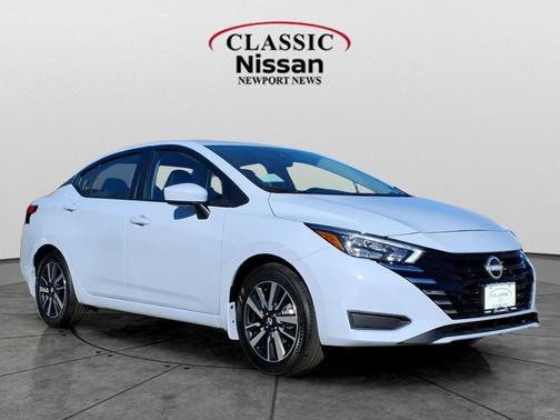 Gray Sky Pearl 2025 Nissan Versa 1.6 SV