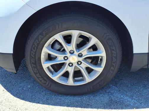 Summit White 2019 Chevrolet Equinox 1LT