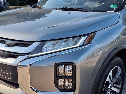 2024 Mitsubishi Outlander Sport SE
