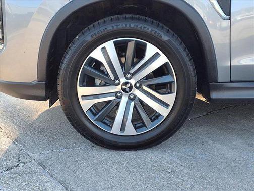 2024 Mitsubishi Outlander Sport SE