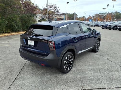 Deep Blue Pearl 2026 Nissan Kicks SV