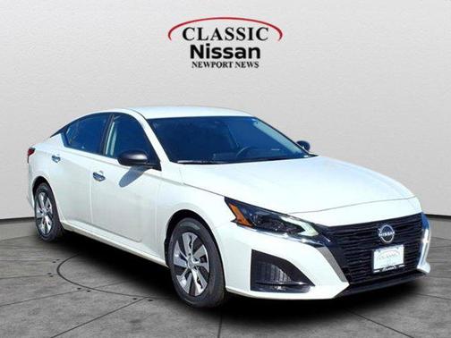 2025 Nissan Altima S FWD