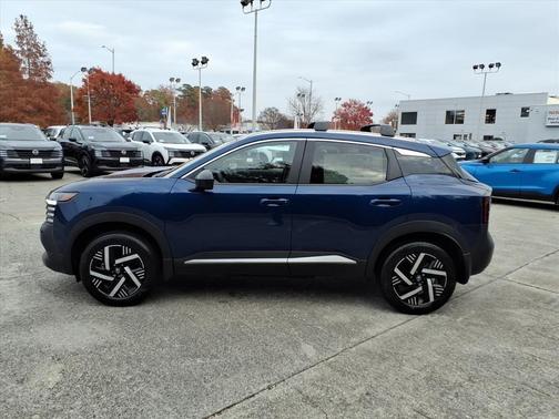 Deep Blue Pearl 2026 Nissan Kicks SV