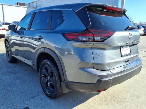 Gun Metallic 2026 Nissan Rogue SV