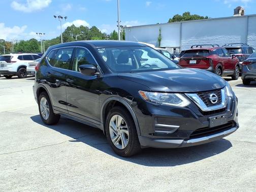 Magnetic Black 2017 Nissan Rogue S