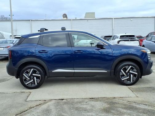 Deep Blue Pearl 2026 Nissan Kicks SV