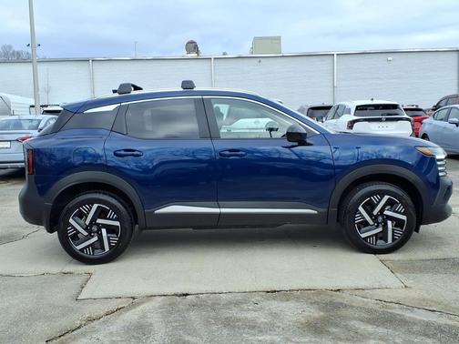 Deep Blue Pearl 2026 Nissan Kicks SV