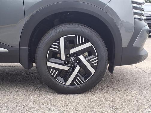 Gun Metallic 2026 Nissan Kicks SV