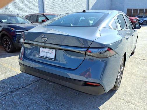 2026 Nissan Sentra SL