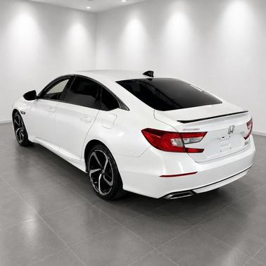 Platinum White Pearl 2022 Honda Accord Sport SE 1.5T