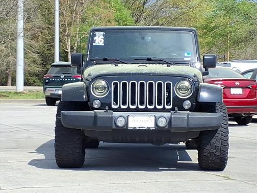 2016 Jeep Wrangler Unlimited Sahara