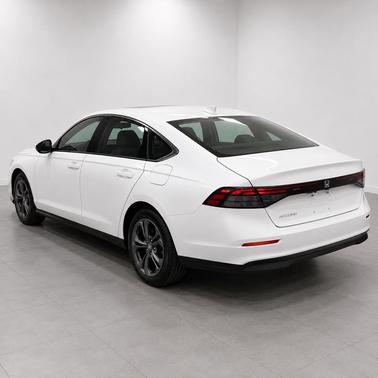Platinum White Pearl 2023 Honda Accord EX