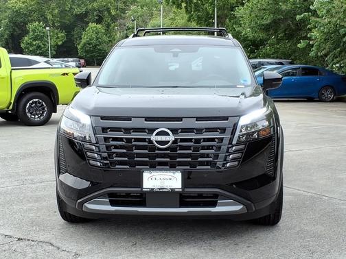 Super Black 2026 Nissan Pathfinder SL
