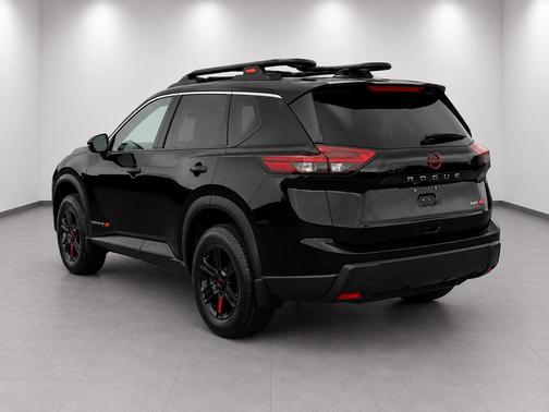 Super Black 2025 Nissan Rogue Rock Creek