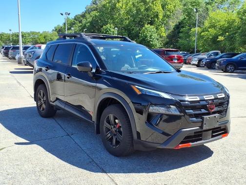 Super Black 2025 Nissan Rogue Rock Creek