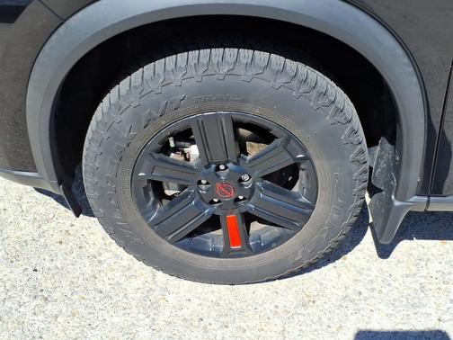 Super Black 2025 Nissan Rogue Rock Creek