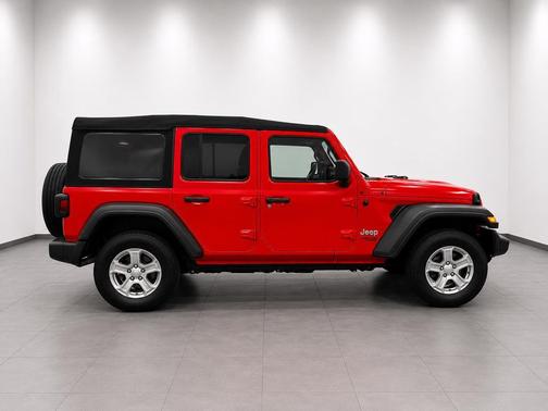 Firecracker Red Clearcoat 2018 Jeep Wrangler Unlimited Sport